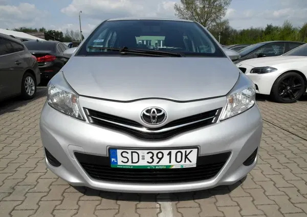 toyota yaris śląskie Toyota Yaris cena 22900 przebieg: 165000, rok produkcji 2012 z Sosnowiec